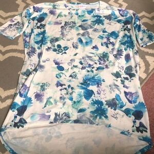 LuLaRoe Blue and White Top